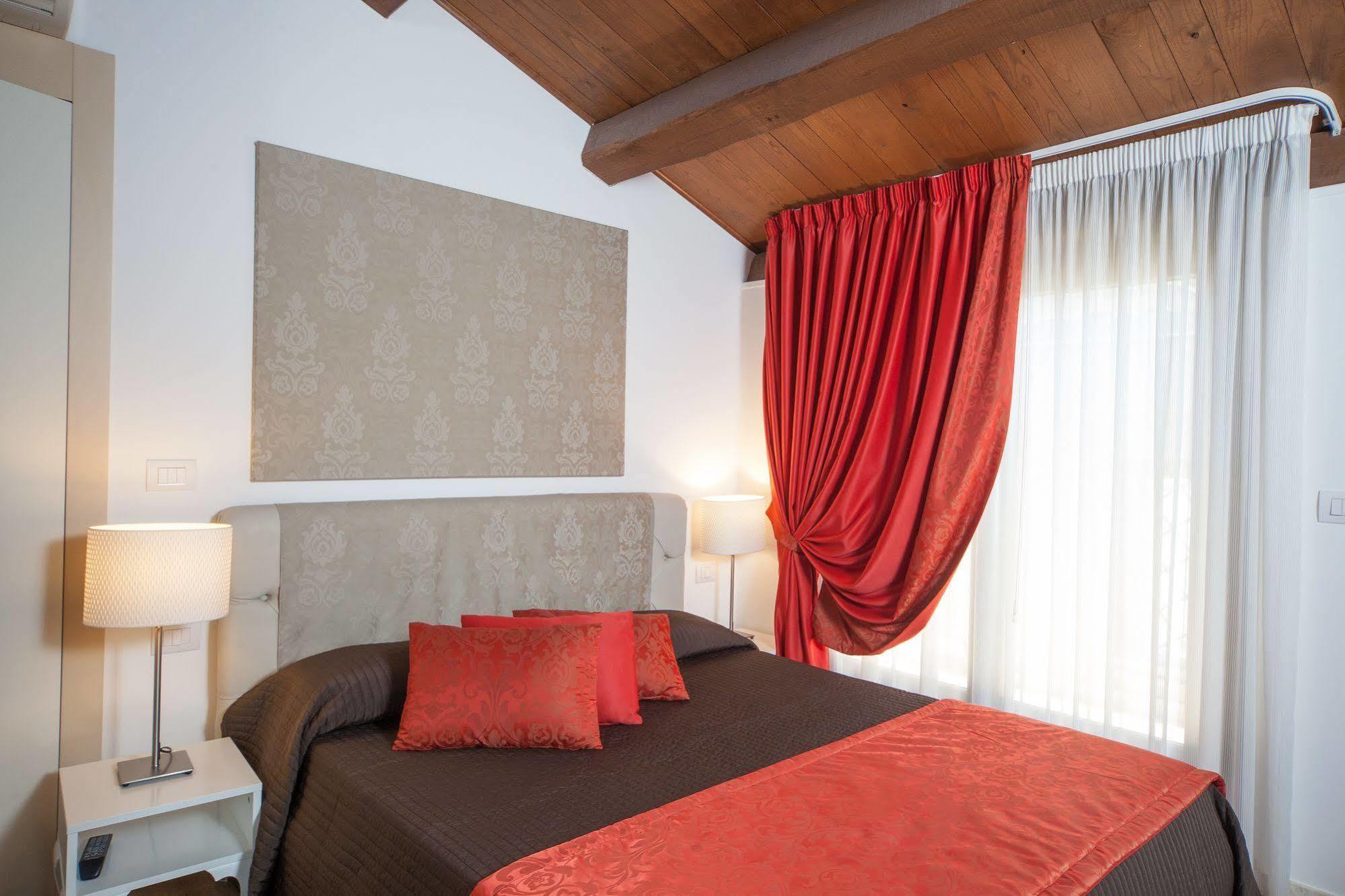Di Sabatino Resort - Suite Apartments & Spa Ascoli Piceno Exterior photo